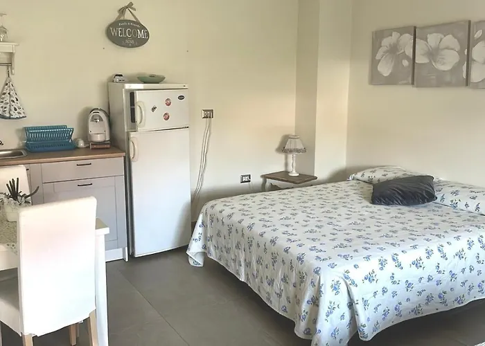 Monolocali Oro E Argento