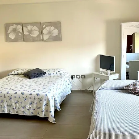 Monolocali Oro E Argento 산 조반니 마리그나노